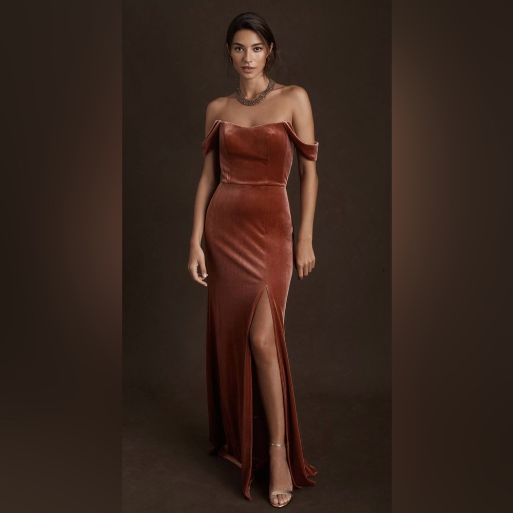 Jenny Yoo Issa Off-The-Shoulder Stretch Velvet Column Gown English Rose size 0